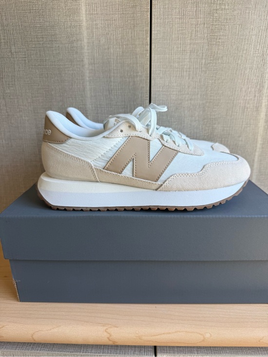 New Balance Shoes - BNIB New Balance White & Beige 237 Runner Sneakers 7.5 / 5.5 UK / 24.5cm/ 38 EUR